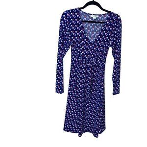 Motherhood Maternity Dress Size Medium Blue with Heart Design Tie Waist. (p1)